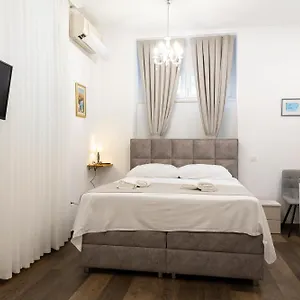Gostinjska kuća Varos